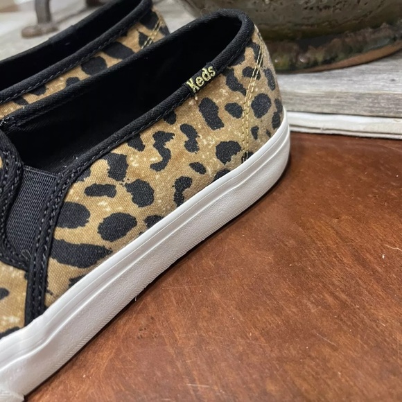 Keds Womens Double Decker Leopard Print Canvas Slip On Sneakers - Picture 4 of 12